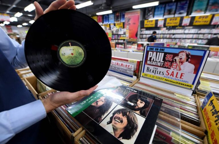 Cinque motivi per cui i dischi in vinile sono tornati in auge